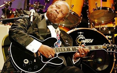 Huyền thoại sống dòng blues BB King vẫn hát 